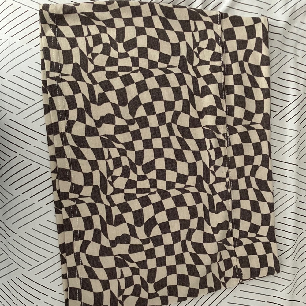 Harlow Black and Cream Optical Illusion Pencil Skirt